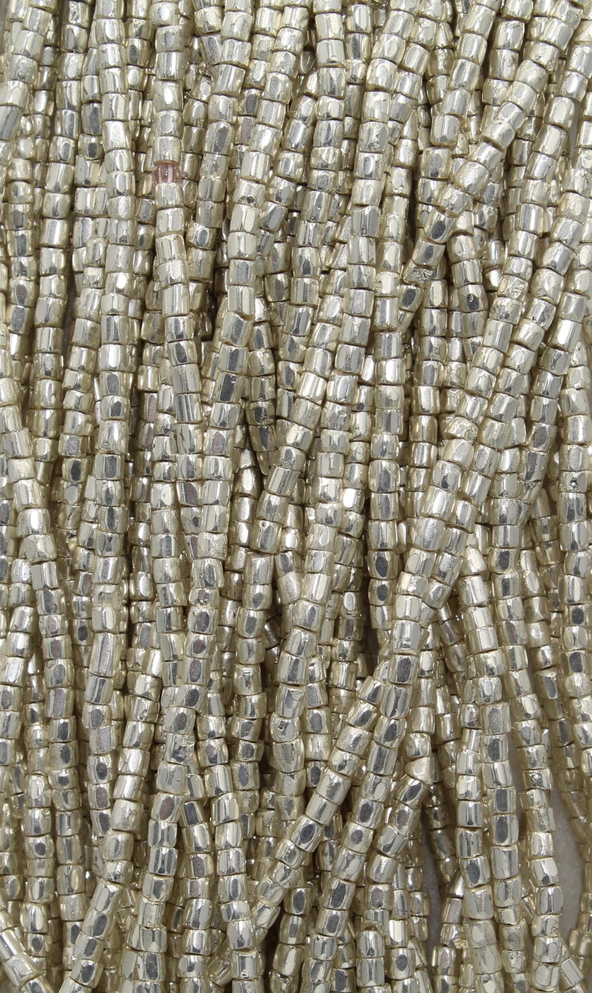 9/0 Tri-Cuts Seed Beads – Out West Beads